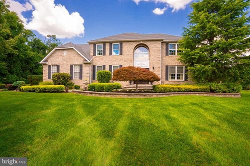 10 Mimi Dr, MONROE TOWNSHIP, NJ, 08831-3528 | Card Image