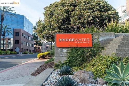 apt-3213-6400 Christie Ave, Emeryville, CA, 94608-1036 | Card Image