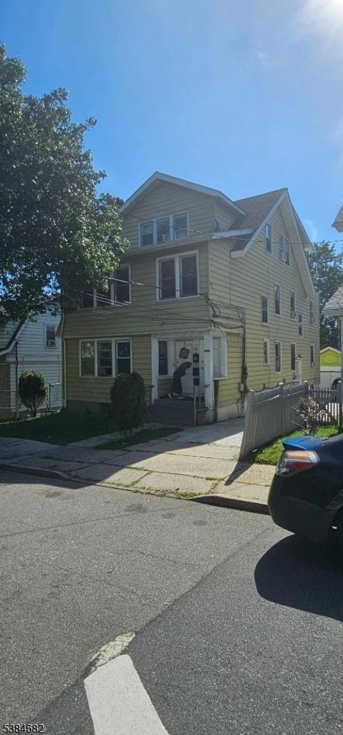 236 Lincoln Pl, Irvington, NJ, 07111-3899 | Card Image