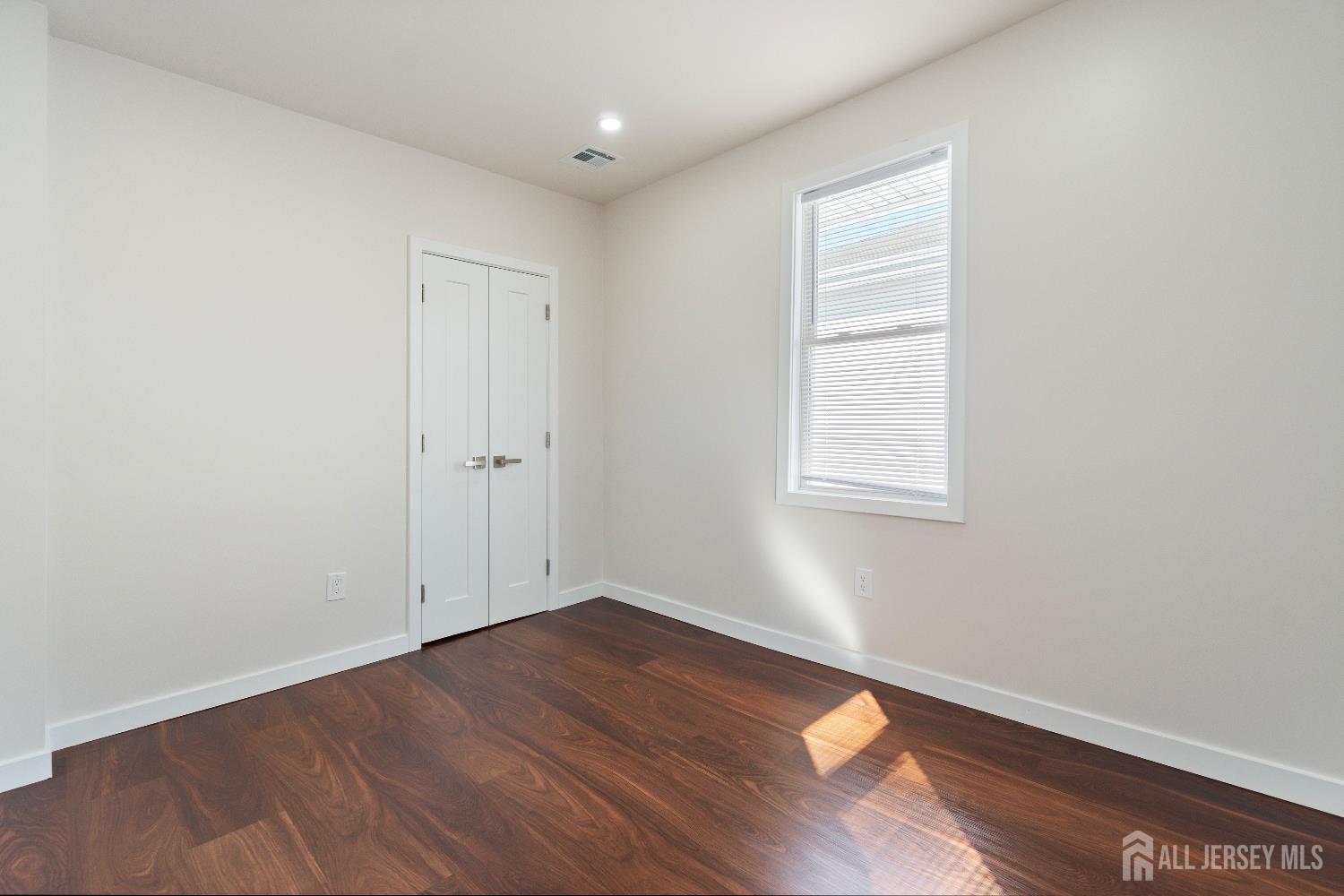 Residential Lease in Plainfield 4
