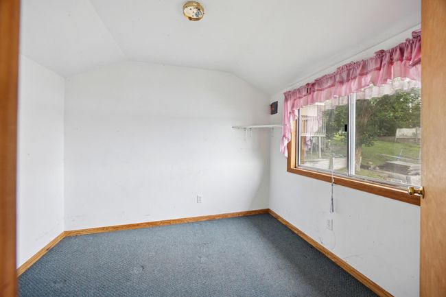 interior of bunkhouse | Image 13