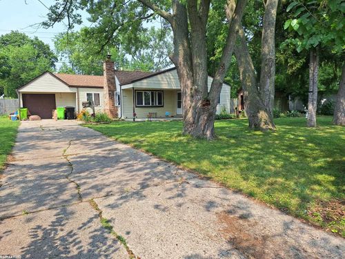 27301 Beechurst St, Roseville, MI, 48066-2873 | Card Image