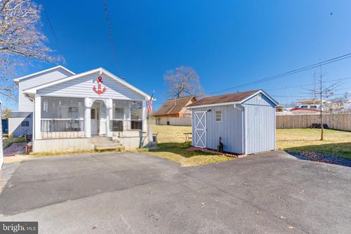 215 Nanticoke Rd, ESSEX, MD, 21221-1532 | Card Image