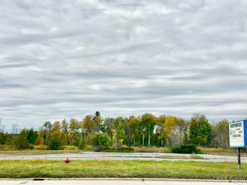 TBD Hwy Us2, Norway, MI, 49870 | Card Image
