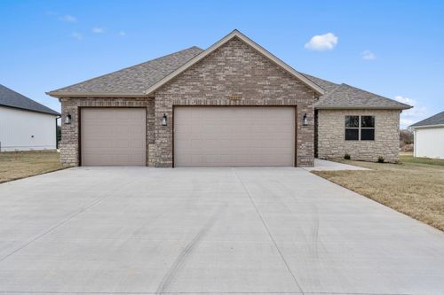 5225 Logan Drive, Battlefield, MO, 65619 | Card Image