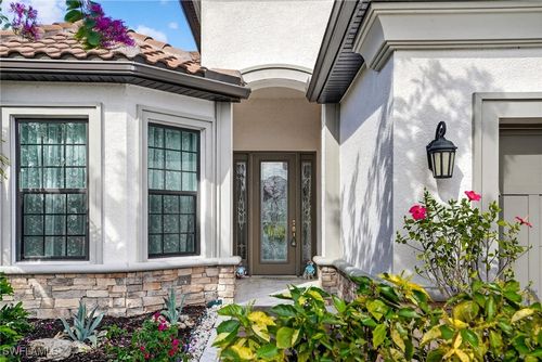 8266 Promoso Ct, NAPLES, FL, 34114-2880 | Card Image