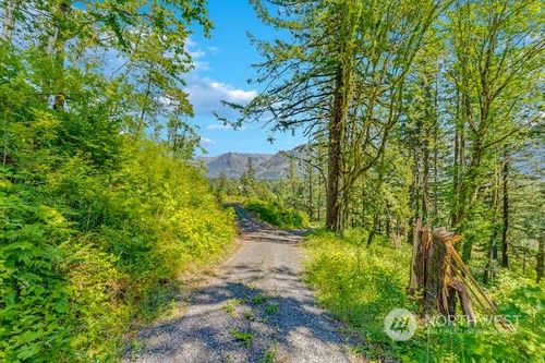 3-0 Warren Road, North Bonneville, WA, 98639 | Card Image