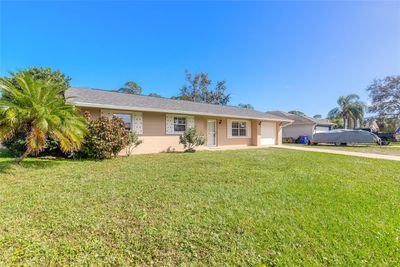 2823 Queen Palm Drive, House other with 3 bedrooms, 2 bathrooms and null parking in Edgewater FL | Image 2