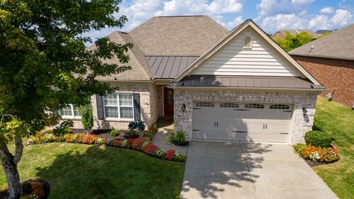 235 Meandering Dr, Lebanon, TN, 37090-1557 | Card Image