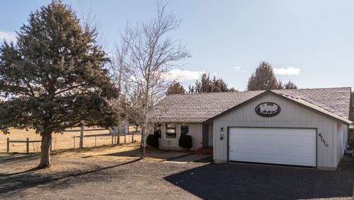 67070 Paradise Alley, Bend, OR, 97701 | Card Image