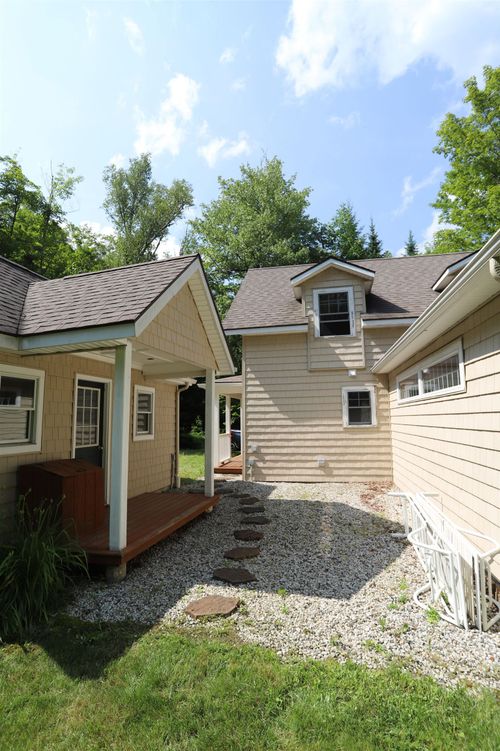 952 Morgan Charleston Rd, West Charleston, VT, 05872 | Card Image