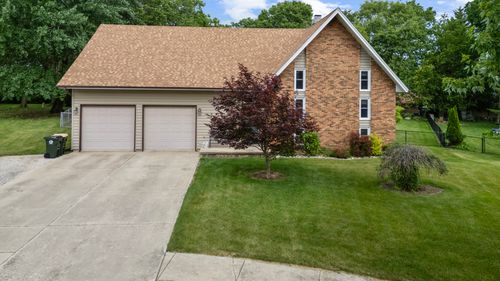 509 Blaine St, Yorkville, IL, 60560-1680 | Card Image