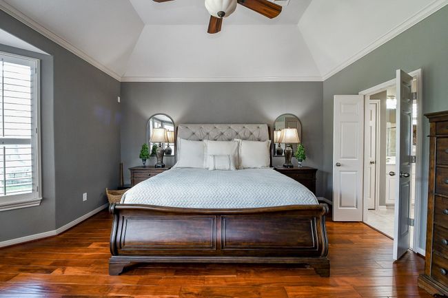 Relaxing owner's suite | Image 20