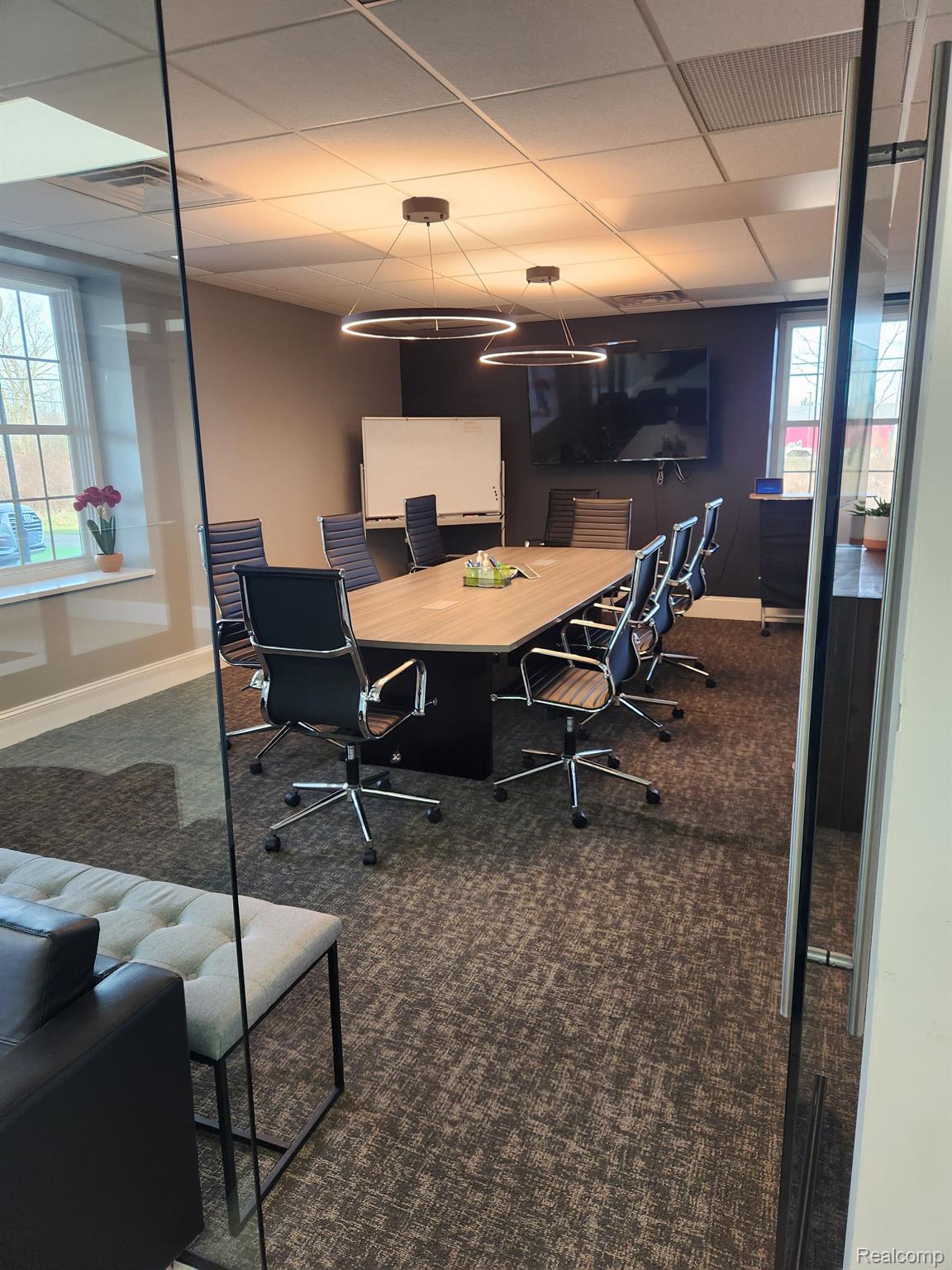 Commercial Lease in Fenton Charter Township 4