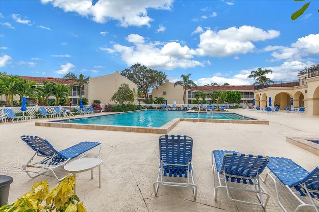 APT-31B - 6101 34 Th St W, Condo with 2 bedrooms, 2 bathrooms and null parking in BRADENTON FL | Image 34