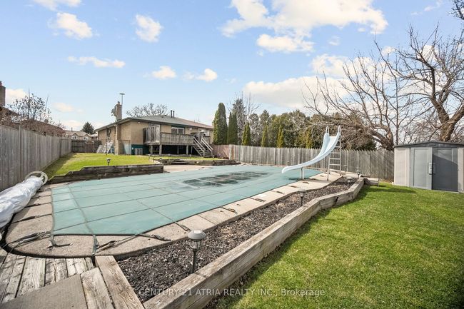 62 Guildwood Dr, House attached with 4 bedrooms, 1 bathrooms and 2 parking in Hamilton ON | Image 30