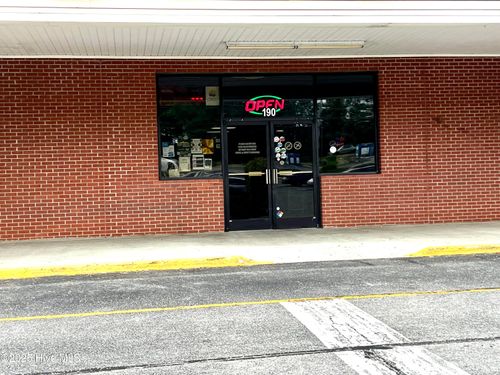 190-partial-unit-a-1680 Nc 5 Hwy, Aberdeen, NC, 28315-8668 | Card Image