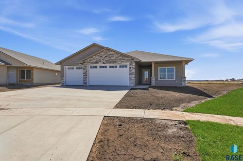 2417 E Gunnar St Street, Brandon, SD, 57005 | Card Image
