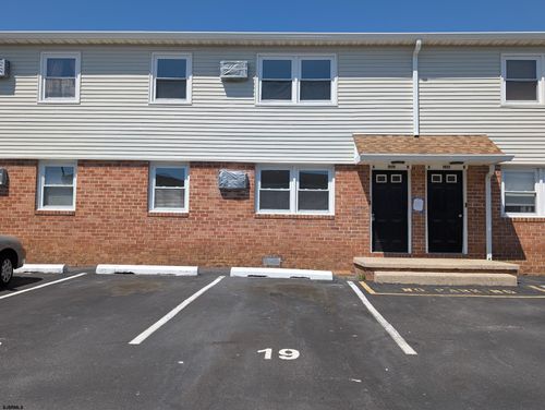 1919 N Missouri Ave, Atlantic City, NJ, 08401-1415 | Card Image