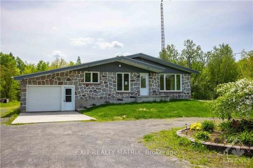 5651 County Rd, North Glengarry, ON, K0B | Card Image