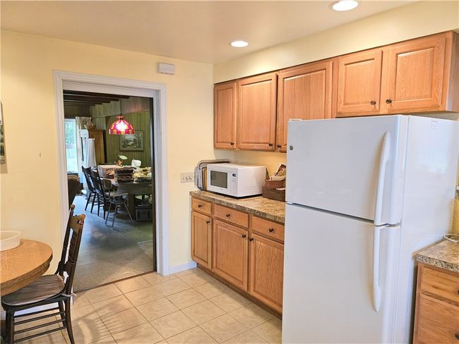 657 Kiester Rd, House other with 3 bedrooms, 2 bathrooms and 3 parking in Slippery Rock PA | Image 14