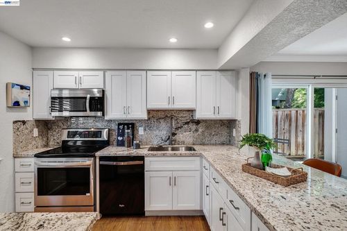 408 Old Orchard Ct, Danville, CA, 94526-4333 | Card Image