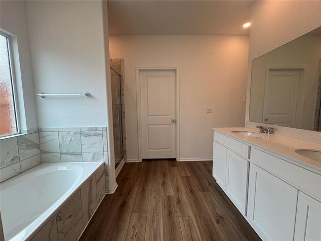 Primary Bath | Image 15