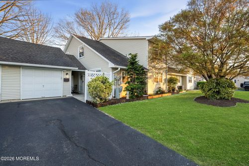 54 Kathy Ct, Brick, NJ, 08724-1471 | Card Image