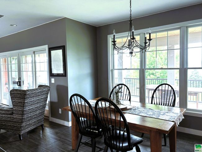 925 Sunrise Trl, House other with 5 bedrooms, 3 bathrooms and null parking in Sioux Center IA | Image 8