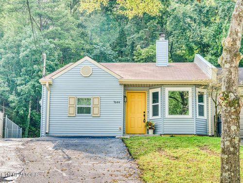 7644 Chatham Cir, Knoxville, TN, 37909-1707 | Card Image