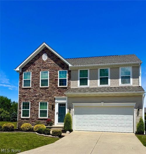 9901 Gabriels Way, Concord Township, OH, 44060-6683 | Card Image