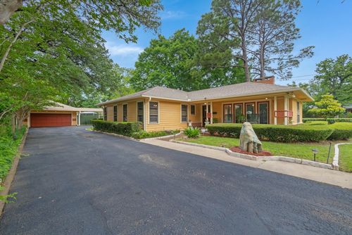 1815 N Bell Avenue, Denton, TX, 76209 | Card Image