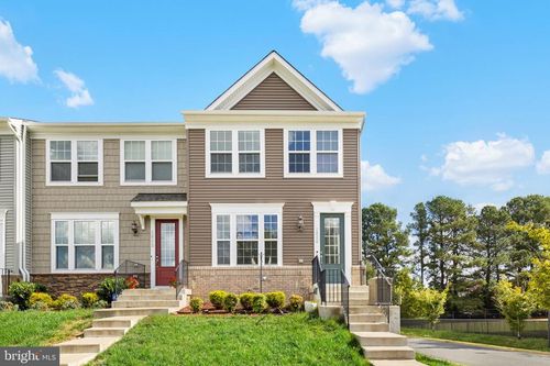 1800 Briscoe Ln, FREDERICKSBURG, VA, 22401-5081 | Card Image