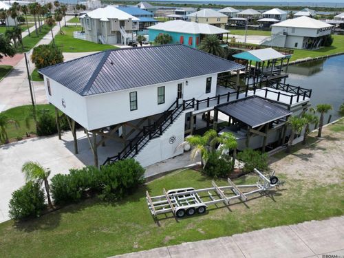 3001 Rebecca Ln, Grand Isle, LA, 70358 | Card Image