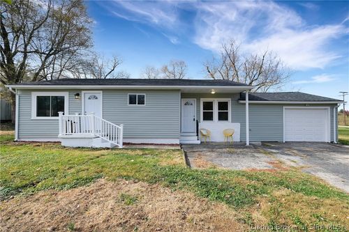 779 Yenowine Ln, Georgetown, IN, 47122-9206 | Card Image