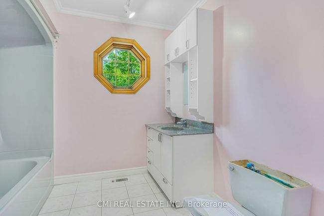 22139 Beauchamps Dr, House other with 6 bedrooms, 3 bathrooms and 10 parking in North Lancaster ON | Image 26