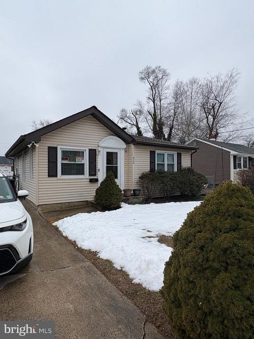 412 6th Ave, LINDENWOLD, NJ, 08021-3512 | Card Image