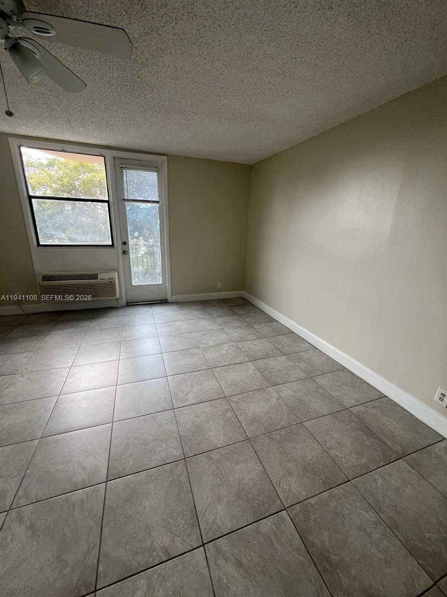 Residential Lease in Coral Springs 3