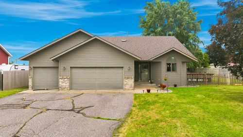 405 15th St N, Sauk Rapids, MN, 56379-2824 | Card Image