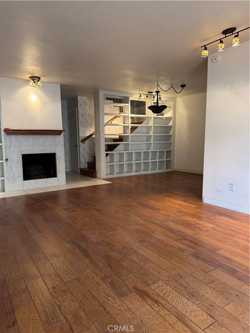 unit-2-8145 Canby Ave, Reseda, CA, 91335-3143 | Card Image