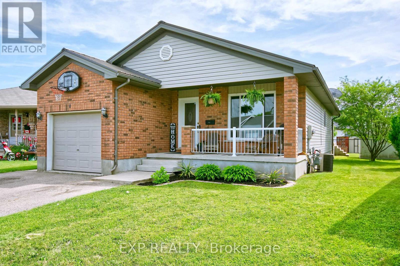 Residential in Aylmer 3