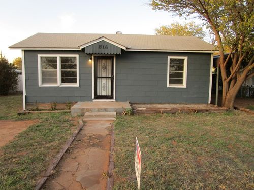 816 E 11th St, Colorado City, TX, 79512-5312 | Card Image