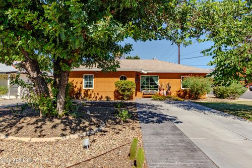 702 W Cambridge Ave, Phoenix, AZ, 85007-1111 | Card Image