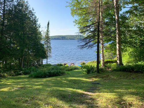 2-3179 Muskoka Rd 117 Road, Lake of Bays, ON, P0B1A0 | Card Image