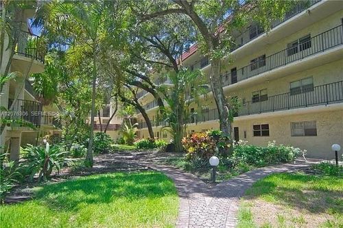 103-3280 Spanish Moss Ter, Lauderhill, FL, 33319-5013 | Card Image