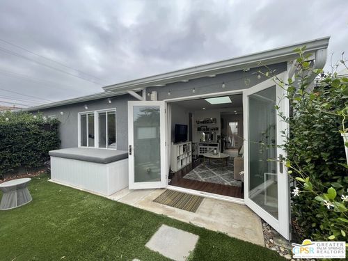 2620 21st St, Santa Monica, CA, 90405-4906 | Card Image