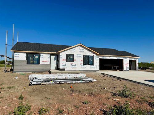 24002 Cinch Ct, Rapid City, SD, 57701-8590 | Card Image