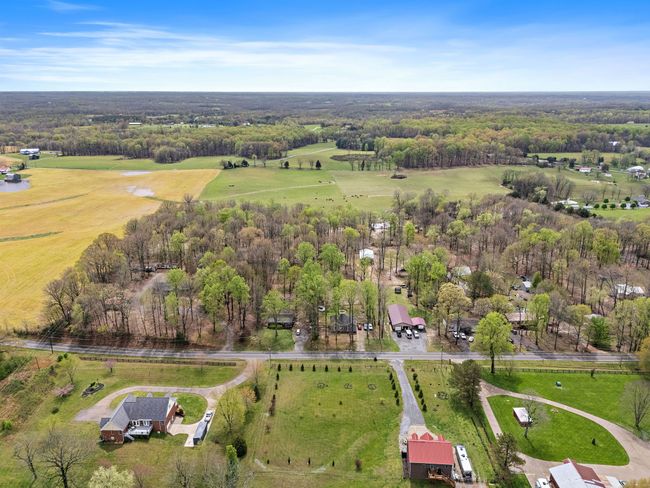 4233 Old Coopertown Rd, House other with 3 bedrooms, 2 bathrooms and null parking in Springfield TN | Image 26