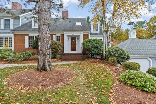 20-20 Bellingham Ct, Middleton, MA, 01949-2383 | Card Image