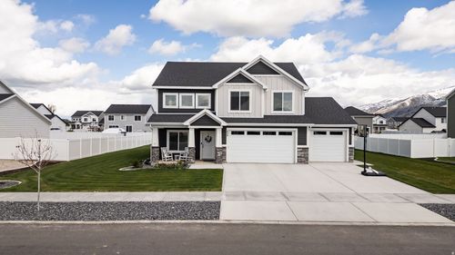 699 E 1200 S, Hyrum, UT, 84319-1750 | Card Image
